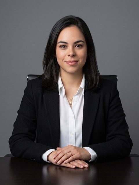 Laura-Gallego